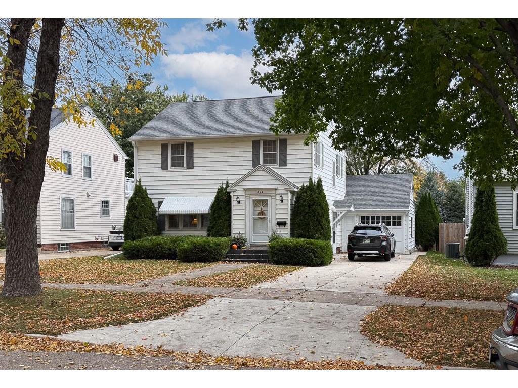 306 N High Street Marshall MN 56258 6802580 image1