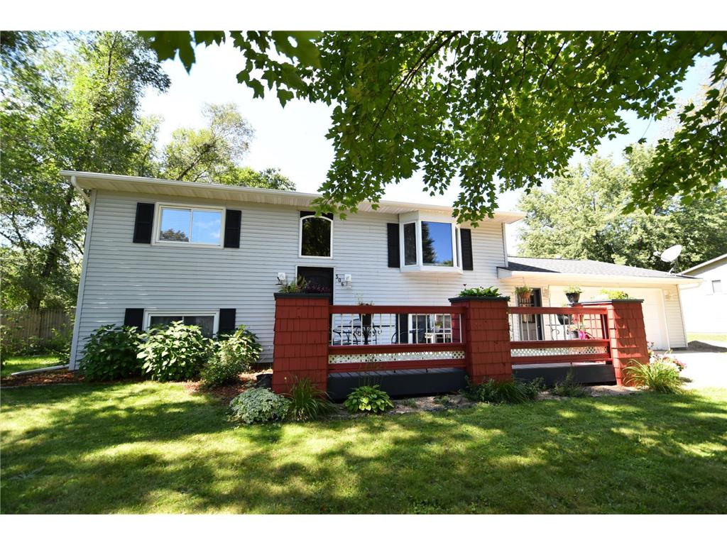 306 Parkview Circle, Zumbrota, MN 55992 MLS 6381743 Edina Realty