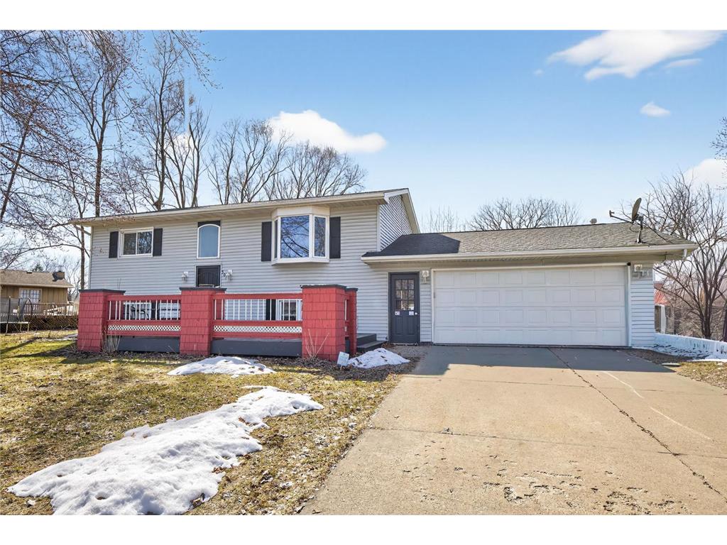 306 Parkview Curve Zumbrota MN 55992 7043601 image2