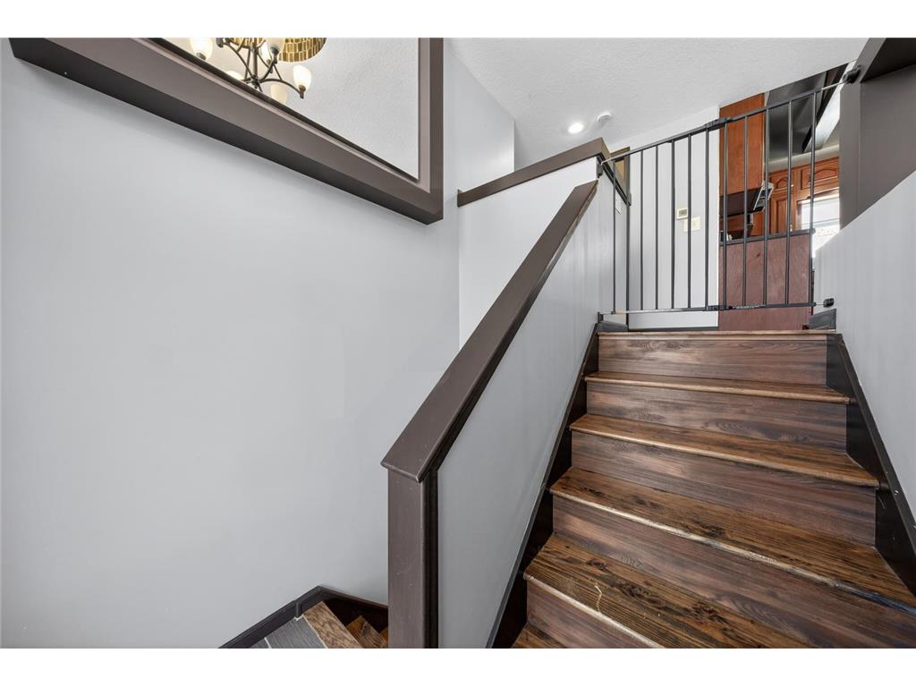 306 Parkview Curve Zumbrota MN 55992 7043601 image22