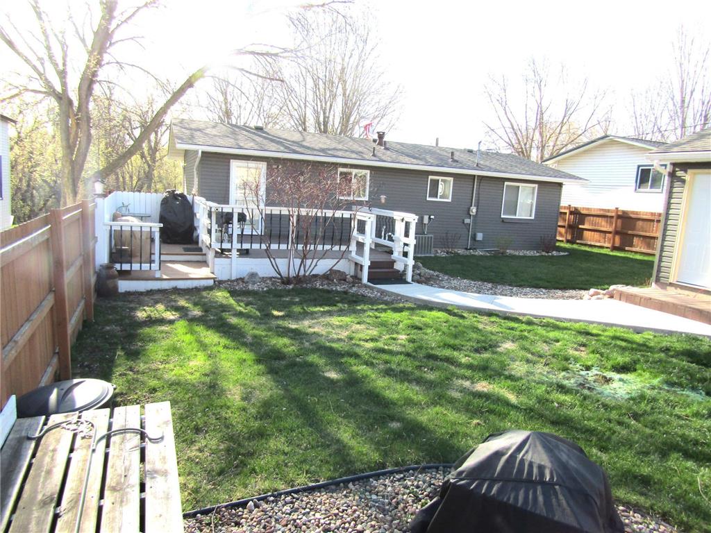 306 S 11th Street Montevideo MN 56265 6530902 image1