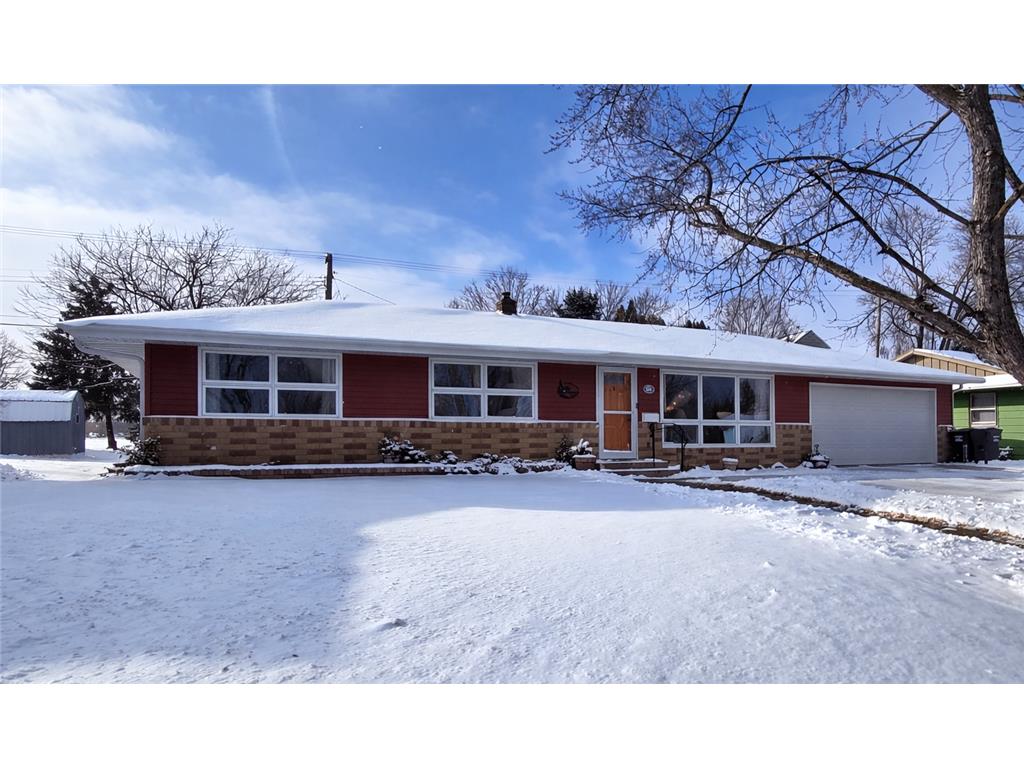 306 S Columbia Avenue Morris MN 56267 7024616 image1