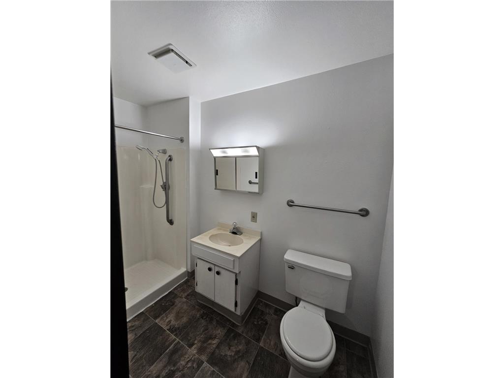 306 S East Street Caledonia MN 55921 6808253 image14