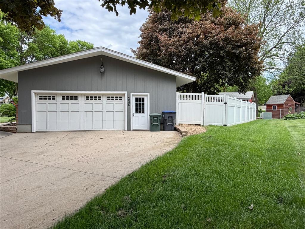 306 S Fairview Drive Luverne MN 56156 7081898 image32