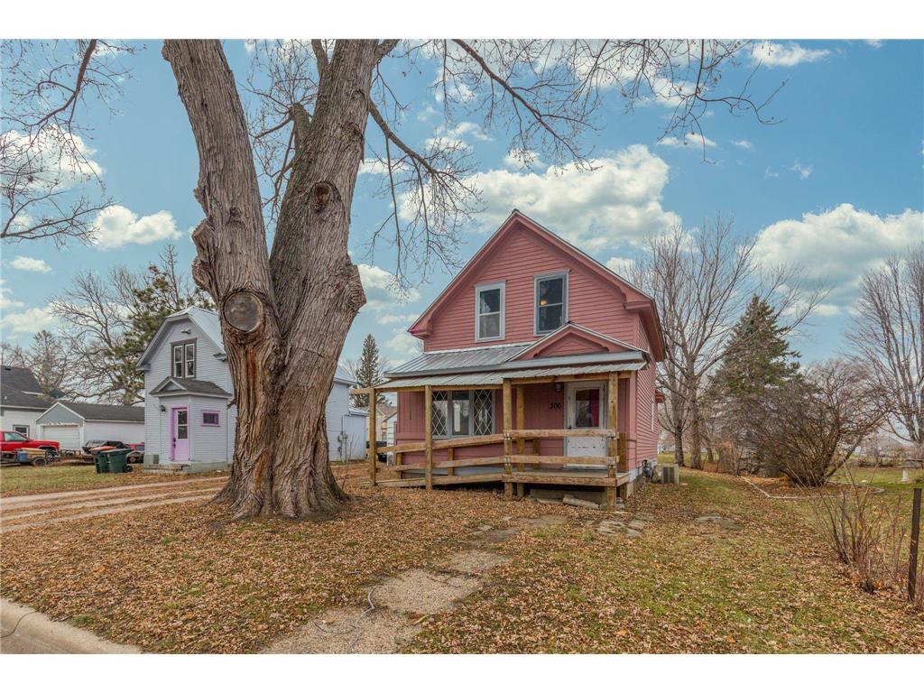 306 S Redwood Street Winthrop MN 55396 6462567 image1