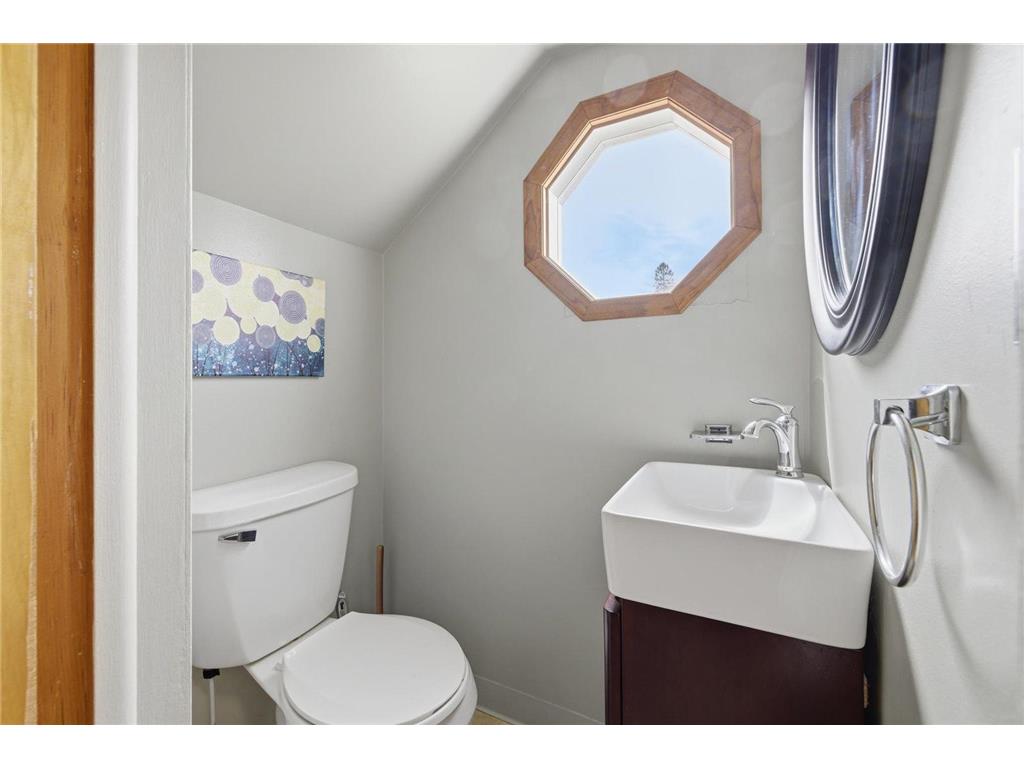 306 W 1st Ave N Aurora MN 55705 7075027 image10