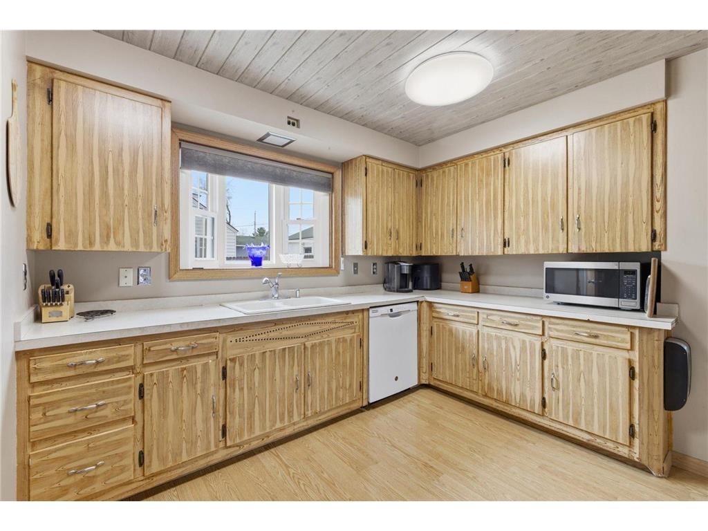 306 W 1st Ave N Aurora MN 55705 7075027 image5