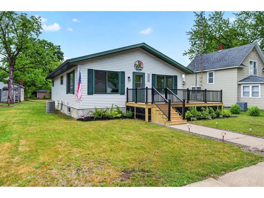 306 W Hazel Street Spooner WI 54801 7091561 image2