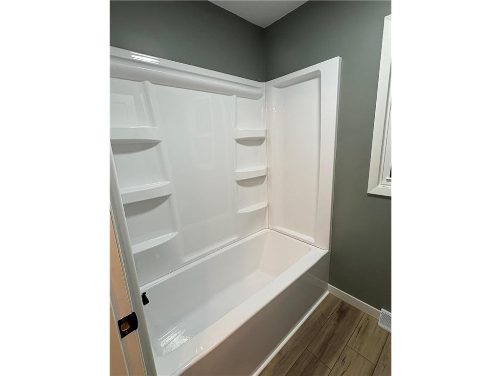306 W North Street Janesville MN 56048 7082268 image16