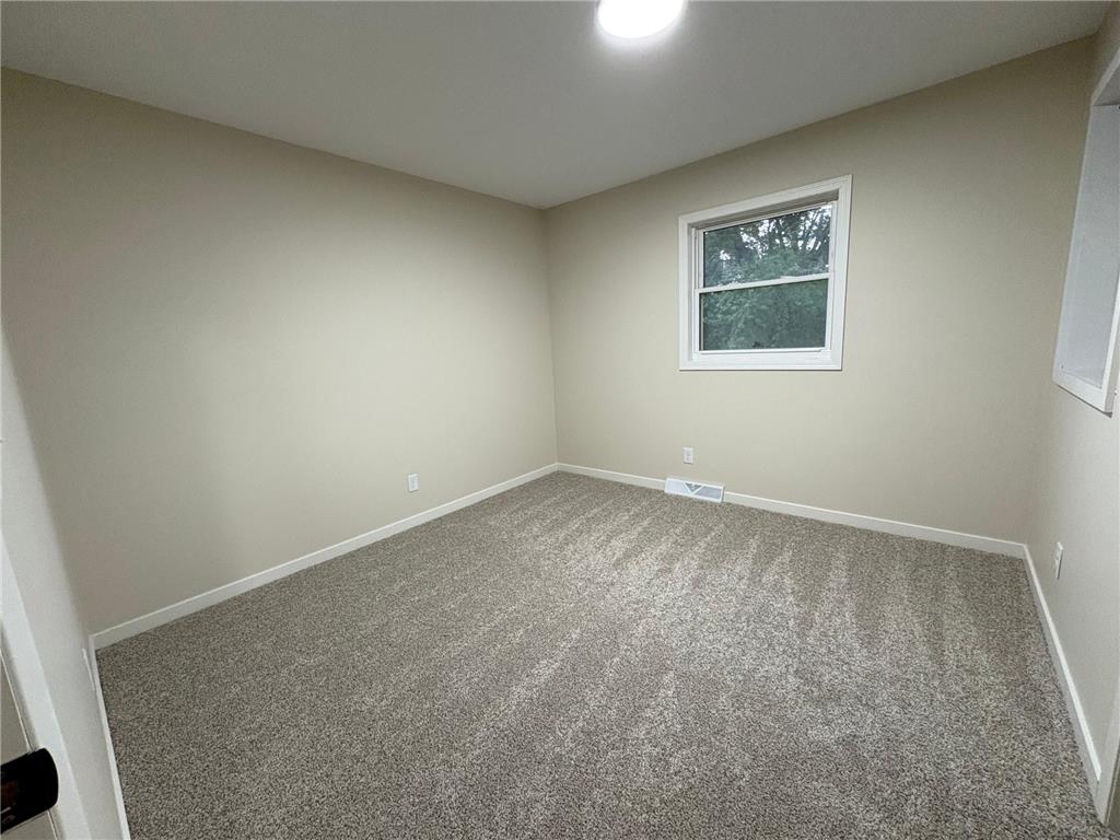 306 W North Street Janesville MN 56048 7082268 image18