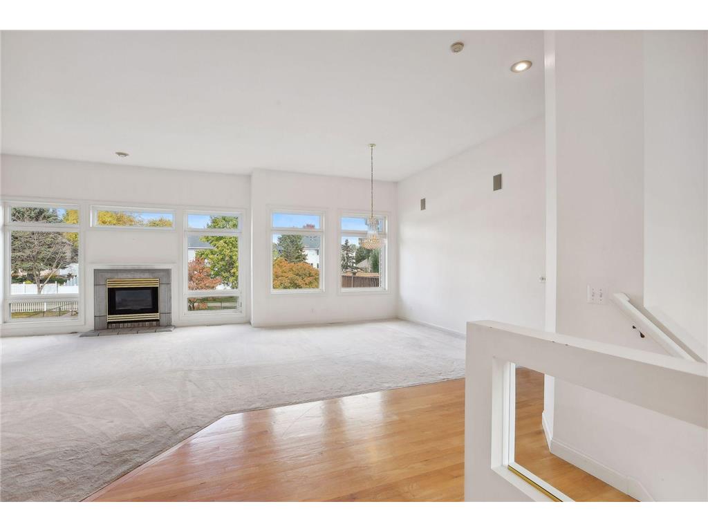 3060 Linden Drive New Brighton MN 55112 6640975 image1