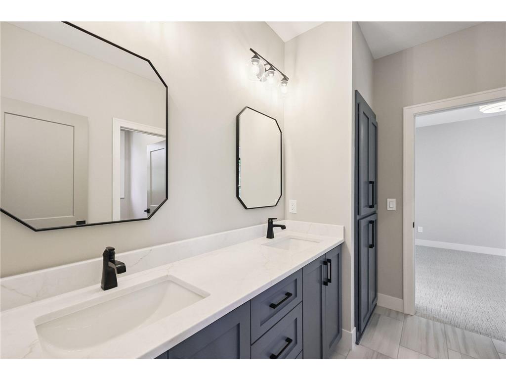 3061 Lake Shore Boulevard Minnetonka MN 55391 - Lake Minnetonka 6573116 image39