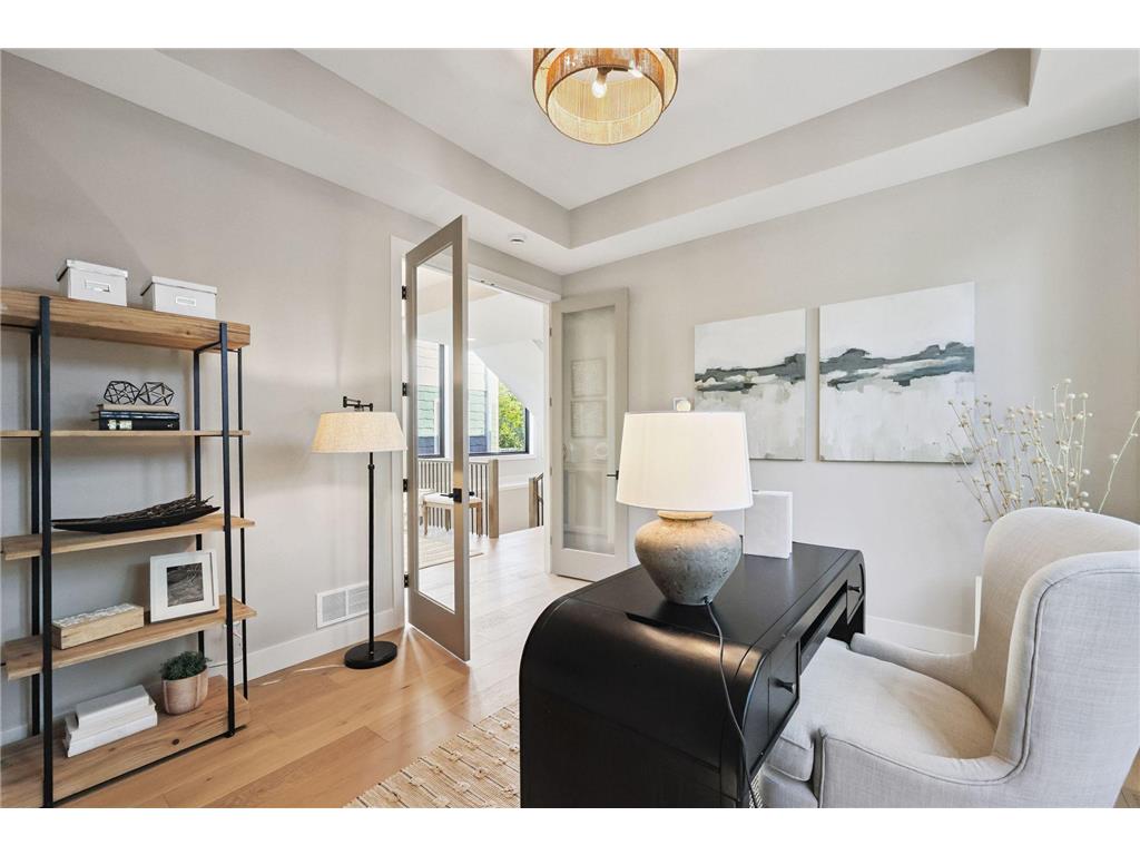 3061 Lake Shore Boulevard Minnetonka MN 55391 - Lake Minnetonka 6573116 image51