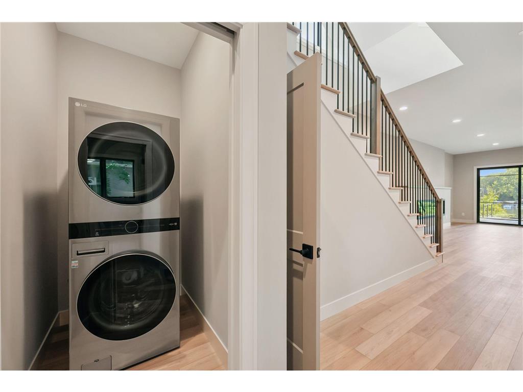 3061 Lake Shore Boulevard Minnetonka MN 55391 - Lake Minnetonka 6573116 image61