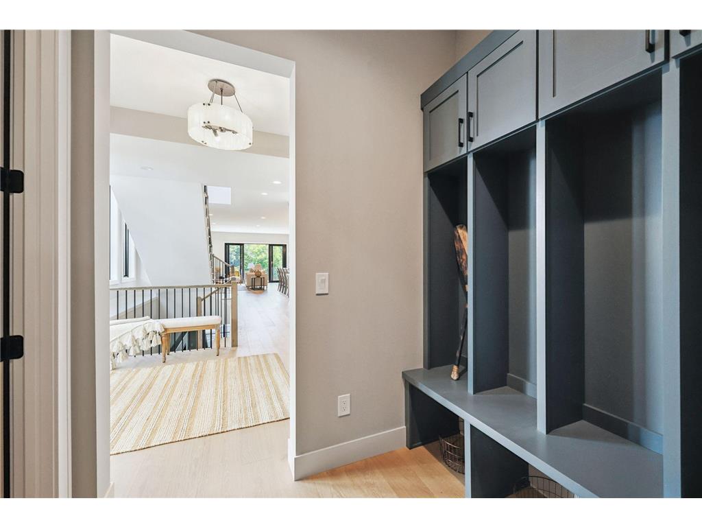 3061 Lake Shore Boulevard Minnetonka MN 55391 - Lake Minnetonka 6573116 image65