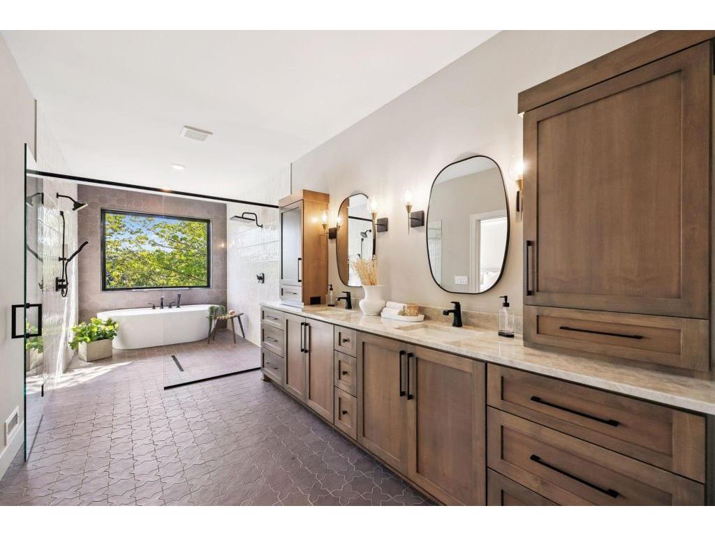 3061 Lake Shore Boulevard Minnetonka MN 55391 - Lake Minnetonka 7097286 image26