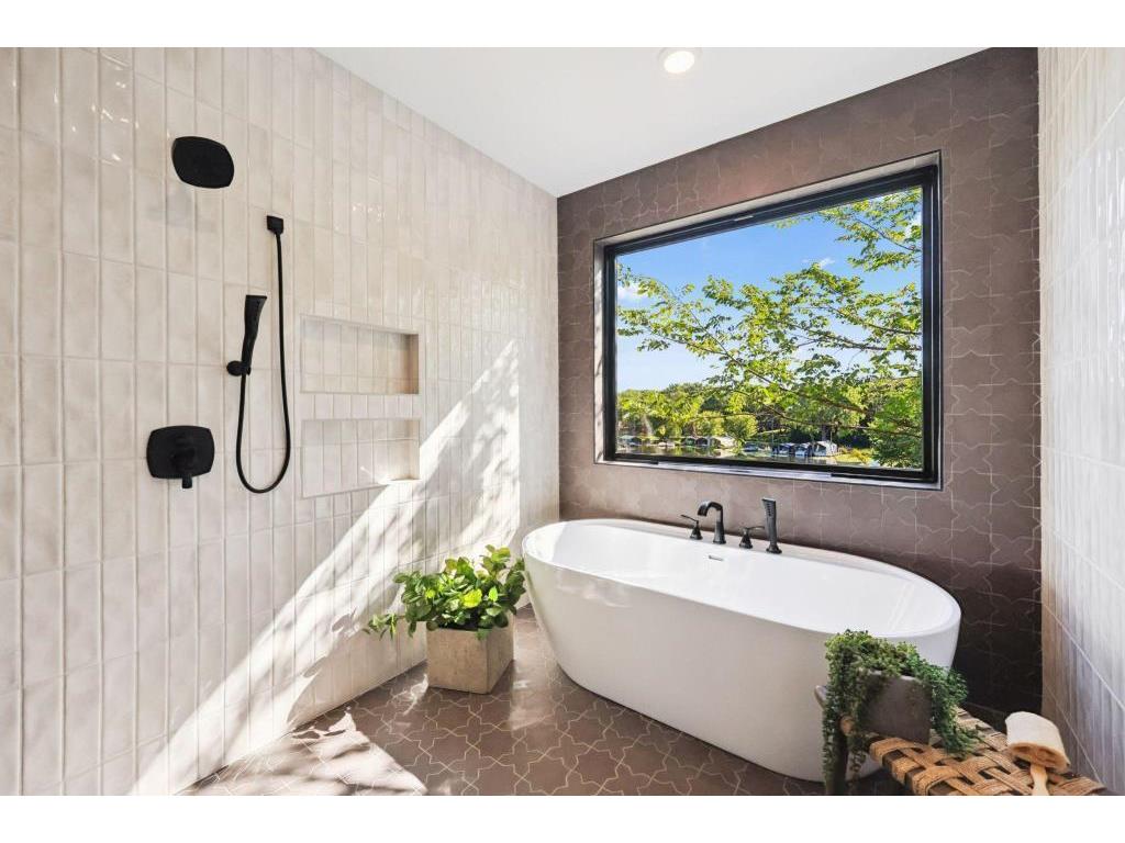 3061 Lake Shore Boulevard Minnetonka MN 55391 - Lake Minnetonka 7097286 image31
