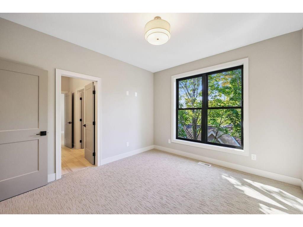 3061 Lake Shore Boulevard Minnetonka MN 55391 - Lake Minnetonka 7097286 image38