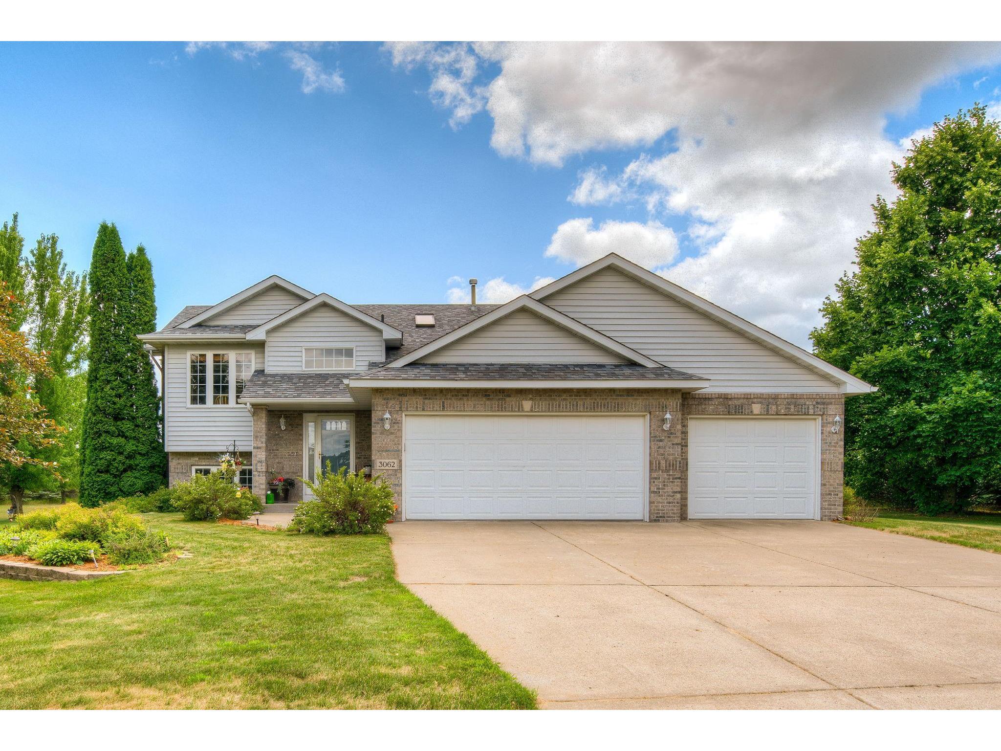 3062 196th Avenue NE, East Bethel, MN, 55011 MLS 6014185 Edina Realty