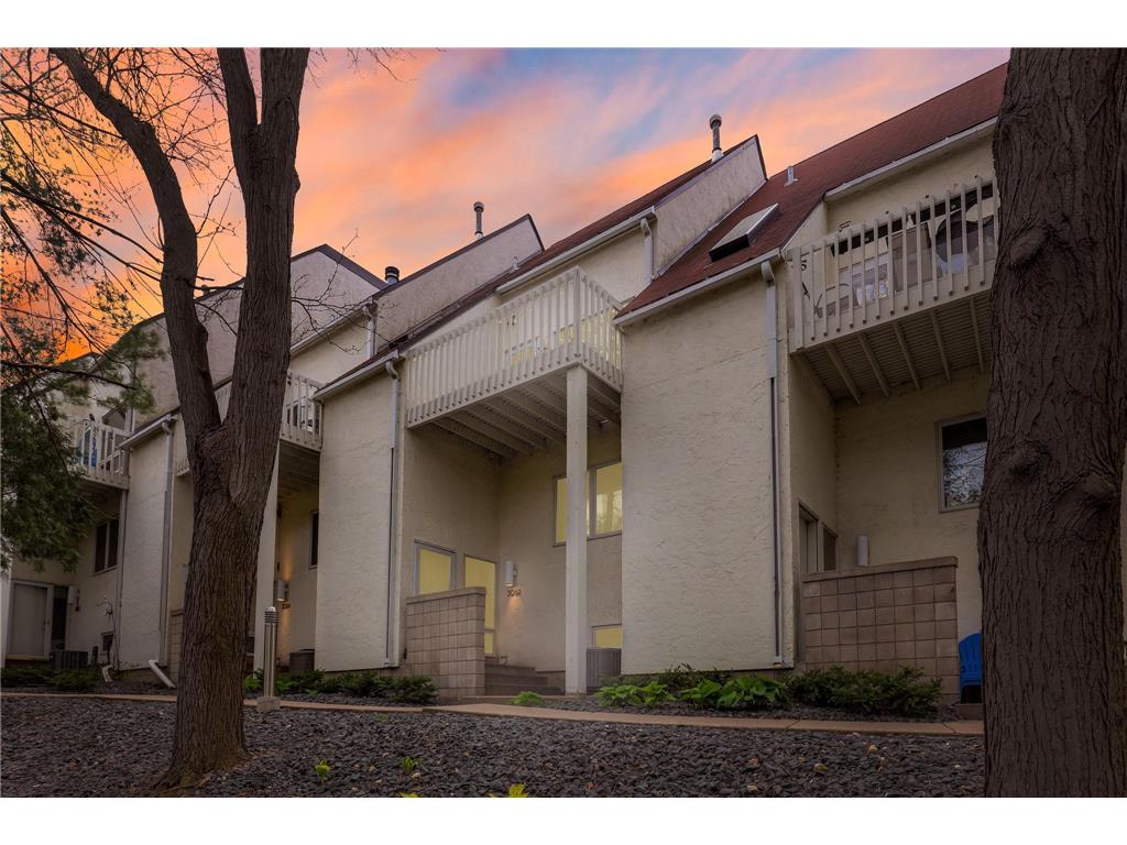 3062 Lake Shore Drive Minneapolis MN 55416 7060000 image11