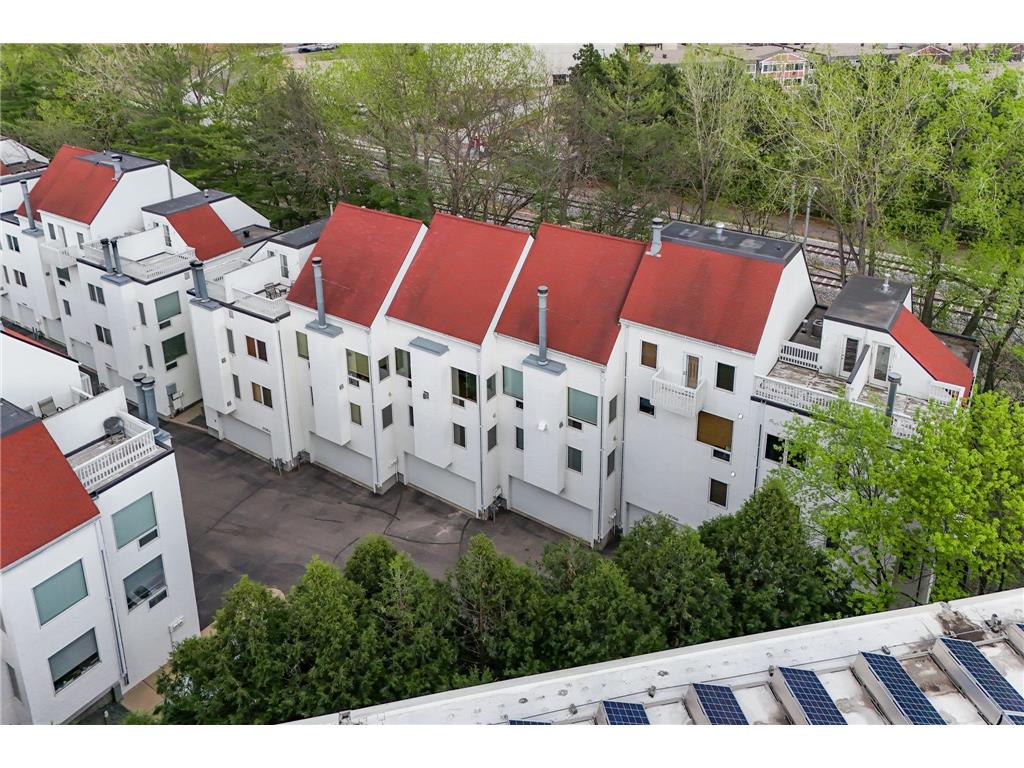 3062 Lake Shore Drive Minneapolis MN 55416 7060000 image12