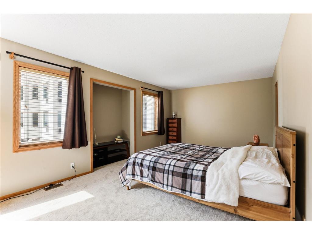 3062 Lake Shore Drive Minneapolis MN 55416 7060000 image18