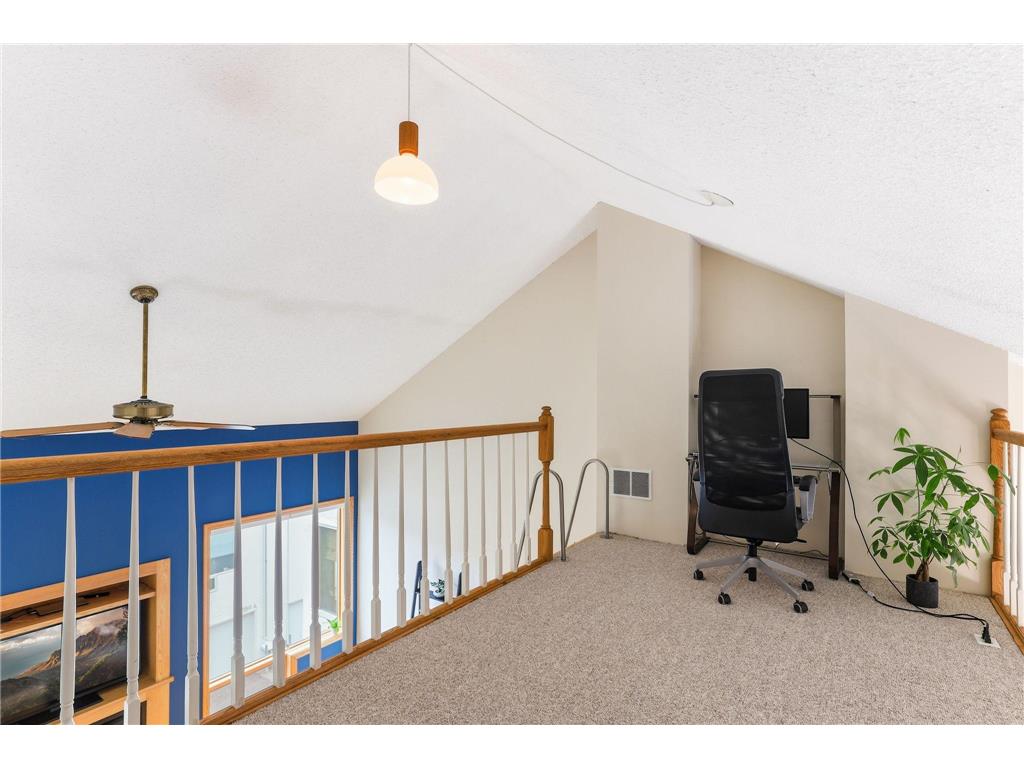 3062 Lake Shore Drive Minneapolis MN 55416 7060000 image31