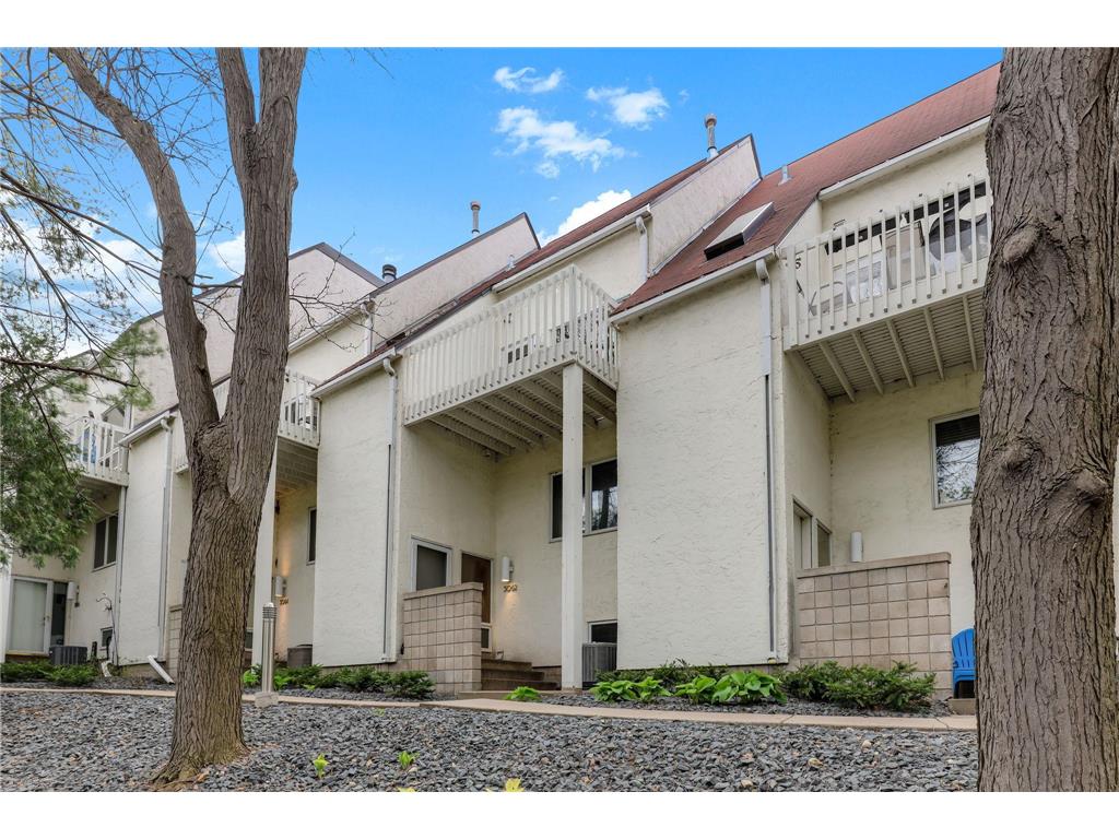 3062 Lake Shore Drive Minneapolis MN 55416 7060000 image40