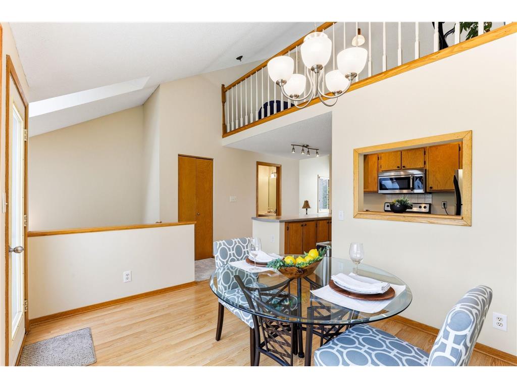 3062 Lake Shore Drive Minneapolis MN 55416 7060000 image8