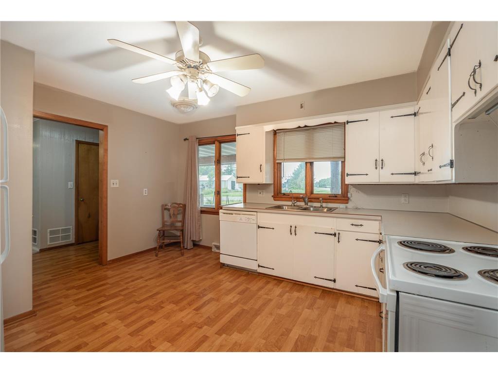 3062 _State Highway 84 NE Longville MN 56655 6766347 image11