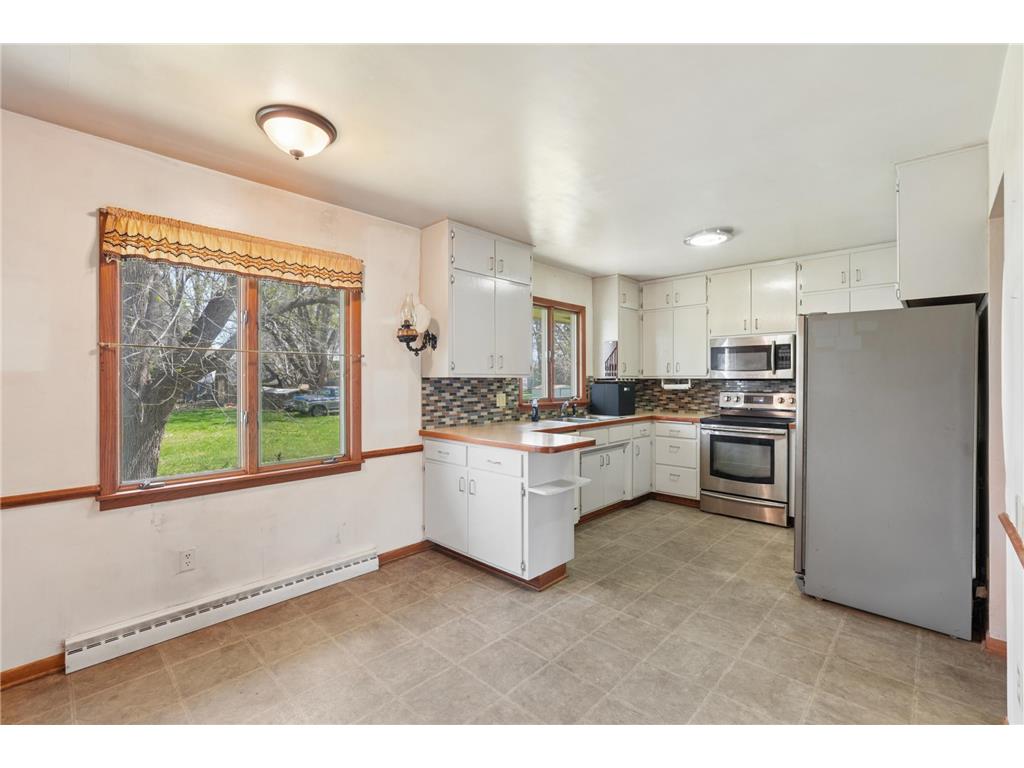 30625 Broadway Street Lindstrom MN 55045 7075335 image2