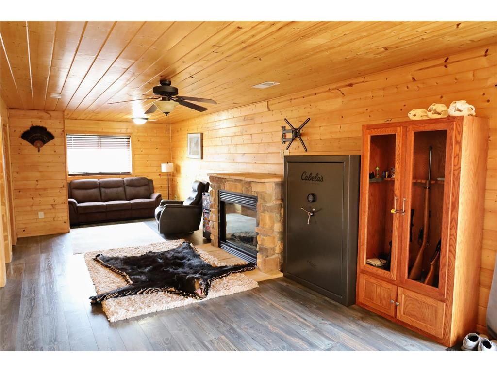 30649 149th Street NW Blue Hill Twp MN 55371 7058471 image6