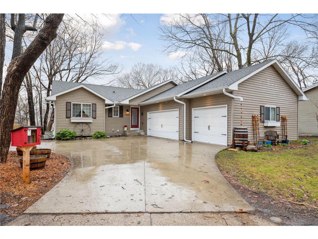 3067 Alexander Lane Mound MN 55364 - Lake Minnetonka 6357698 image1