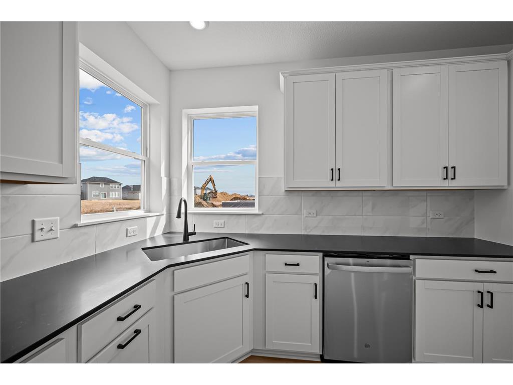 3067 Trinity Dr Shakopee MN 55379 7029363 image4