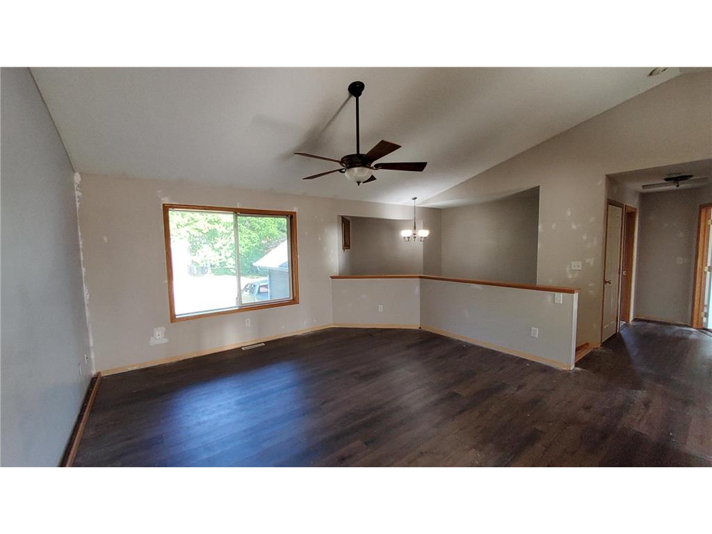 307 13th Avenue N Princeton MN 55371 7083299 image10