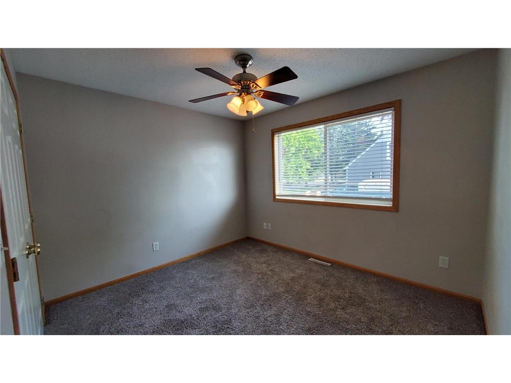 307 13th Avenue N Princeton MN 55371 7083299 image16