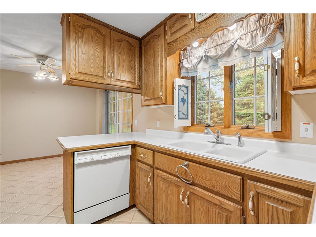 307 14th Place NW Austin MN 55912 7075575 image17