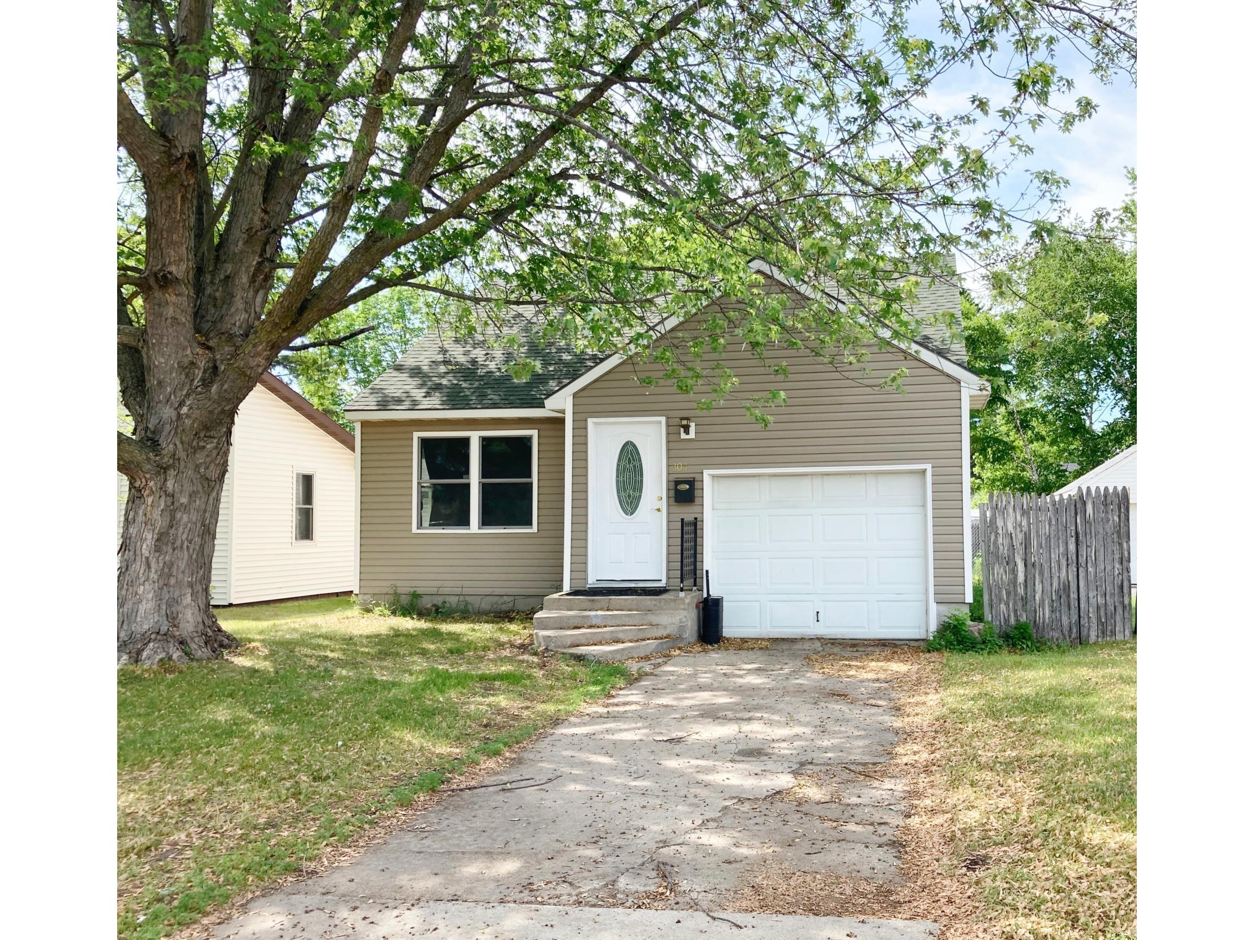 307 1st Street NW, Wadena, MN 56482 MLS 6004099 Edina Realty