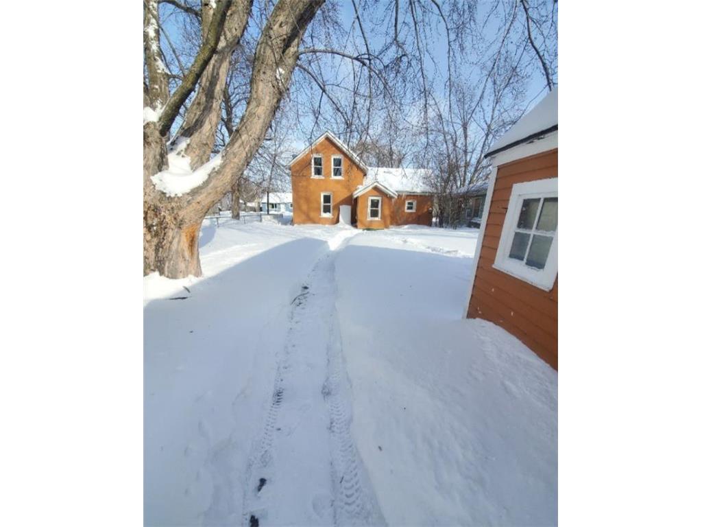 307 21st Avenue N Saint Cloud MN 56303 6345976 image1