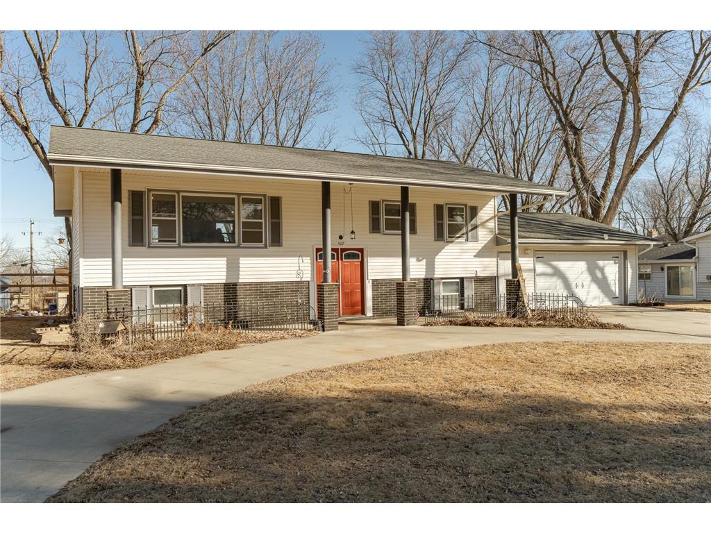 307 3rd Street NE Byron MN 55920 6678967 image1