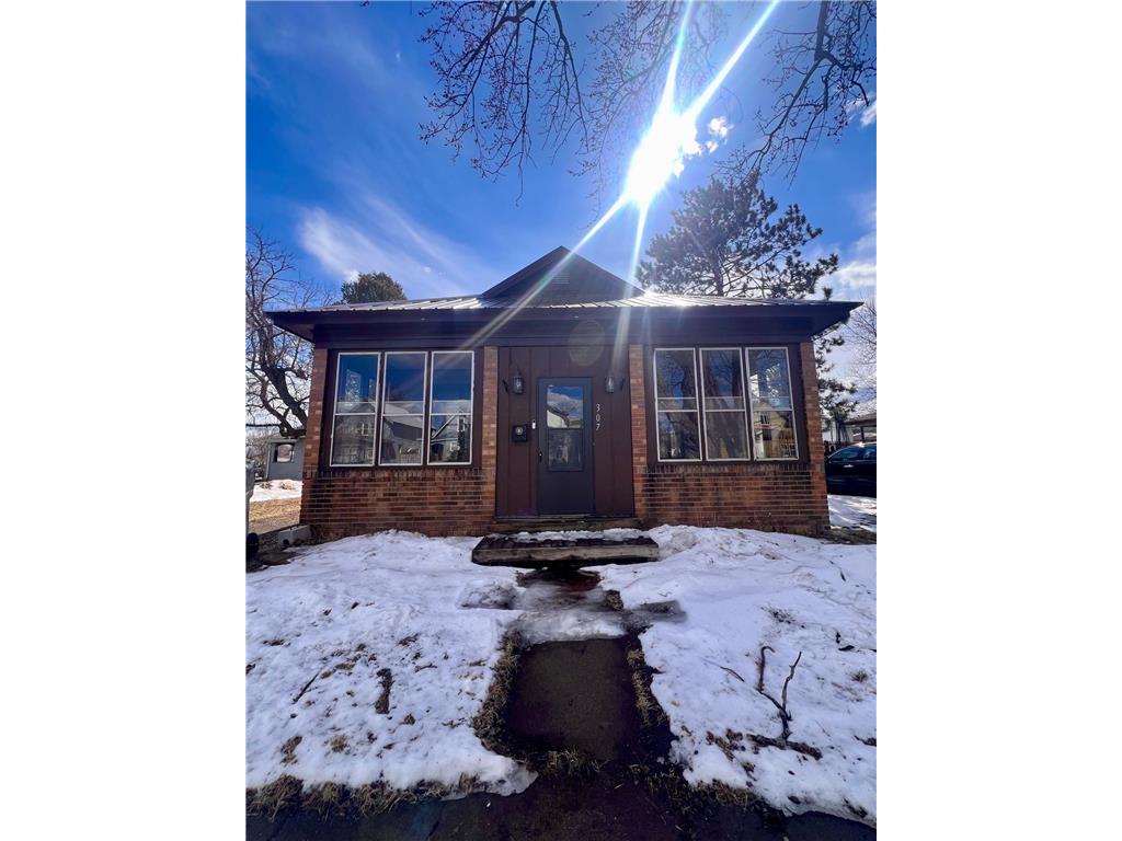 307 4th St NW Chisholm MN 55719 6690852 image1