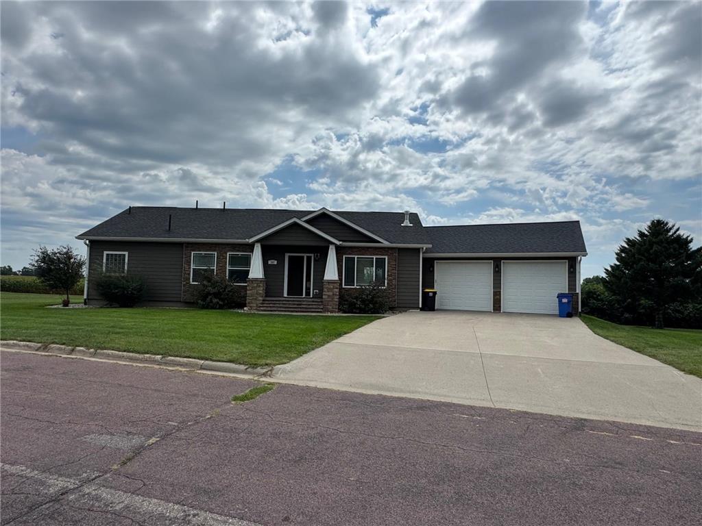 307 4th Street Westbrook MN 56183 6763981 image1