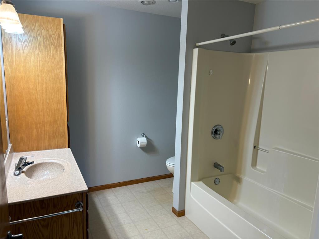 307 Aspenwood Drive Redwood Falls MN 56283 7083647 image14