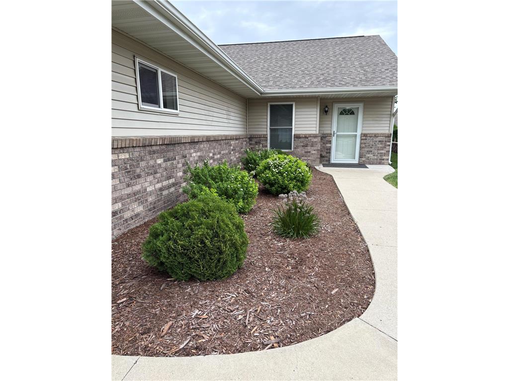 307 Aspenwood Drive Redwood Falls MN 56283 7083647 image2