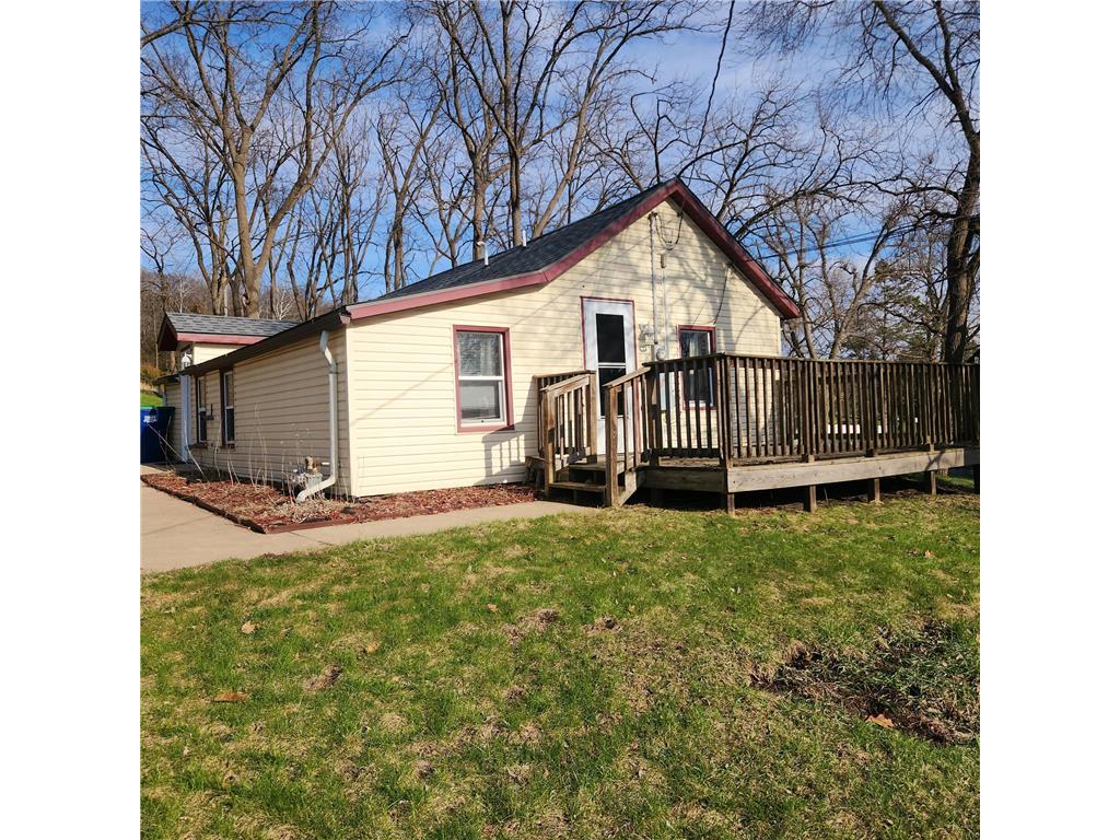 307 Bluff Avenue Saint Charles MN 55972 6708187 image1