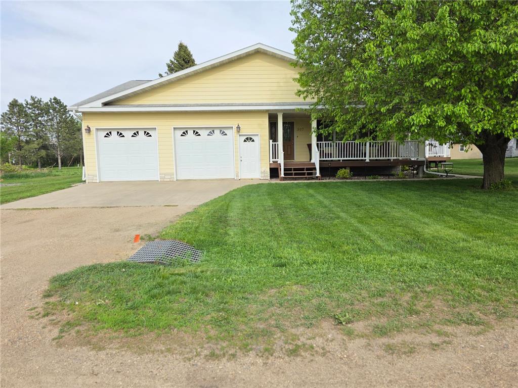 307 Brook Avenue N Porter MN 56280 7078267 image1