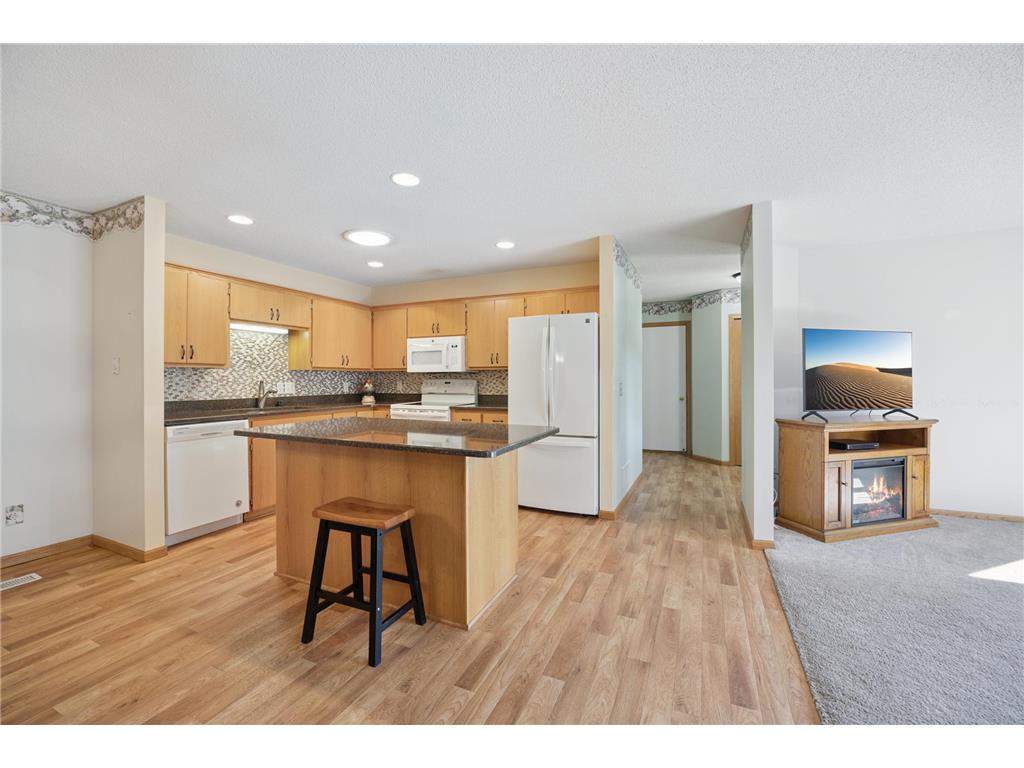 307 Circle View Drive Dassel MN 55325 7030892 image1