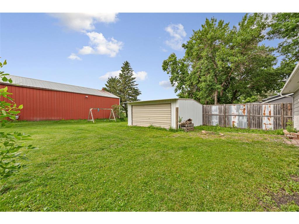 307 Dove Street Minnesota Lake MN 56068 7027971 image20