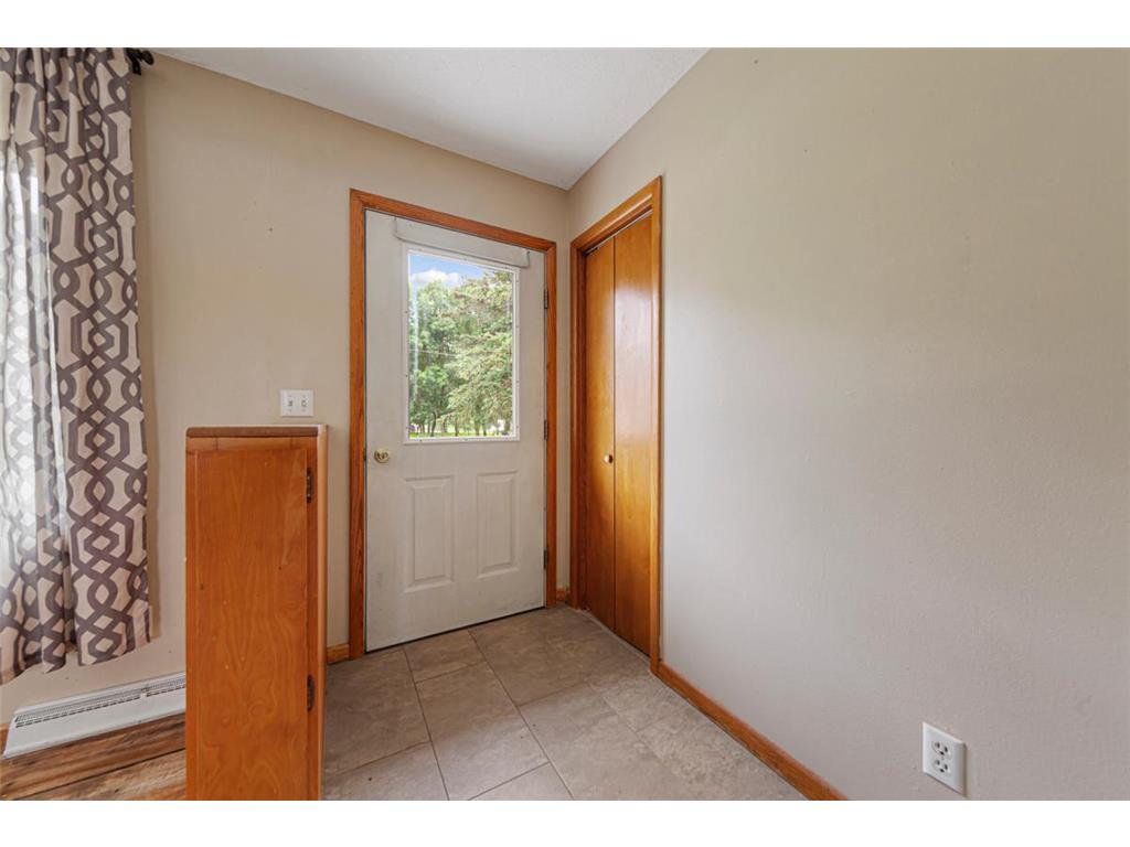 307 Dove Street Minnesota Lake MN 56068 7027971 image4