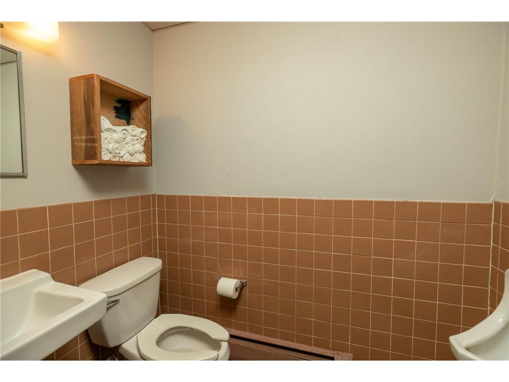 307 E Center Street Rochester MN 55904 - Zumbro 7061130 image36